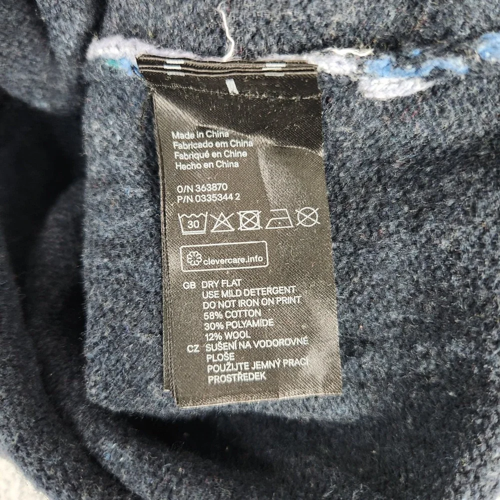 H&M L.O.G.G. Sweater Men's Small Blue Black Mountain Graphic Tight Knit Pullover